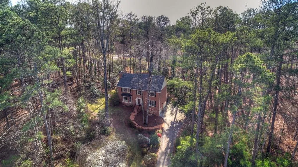8020 River Circle, Sandy Springs, Georgia 30350, 5 Bedrooms Bedrooms, ,2 BathroomsBathrooms,Residential,Sold,8020 River Circle,5814121
