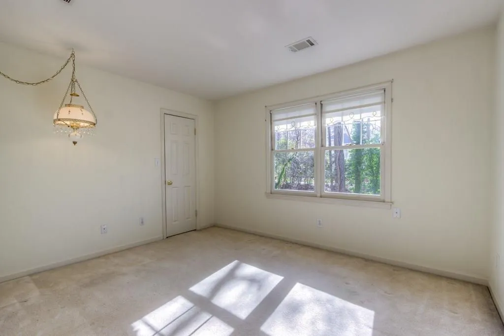 8020 River Circle, Sandy Springs, Georgia 30350, 5 Bedrooms Bedrooms, ,2 BathroomsBathrooms,Residential,Sold,8020 River Circle,5814121