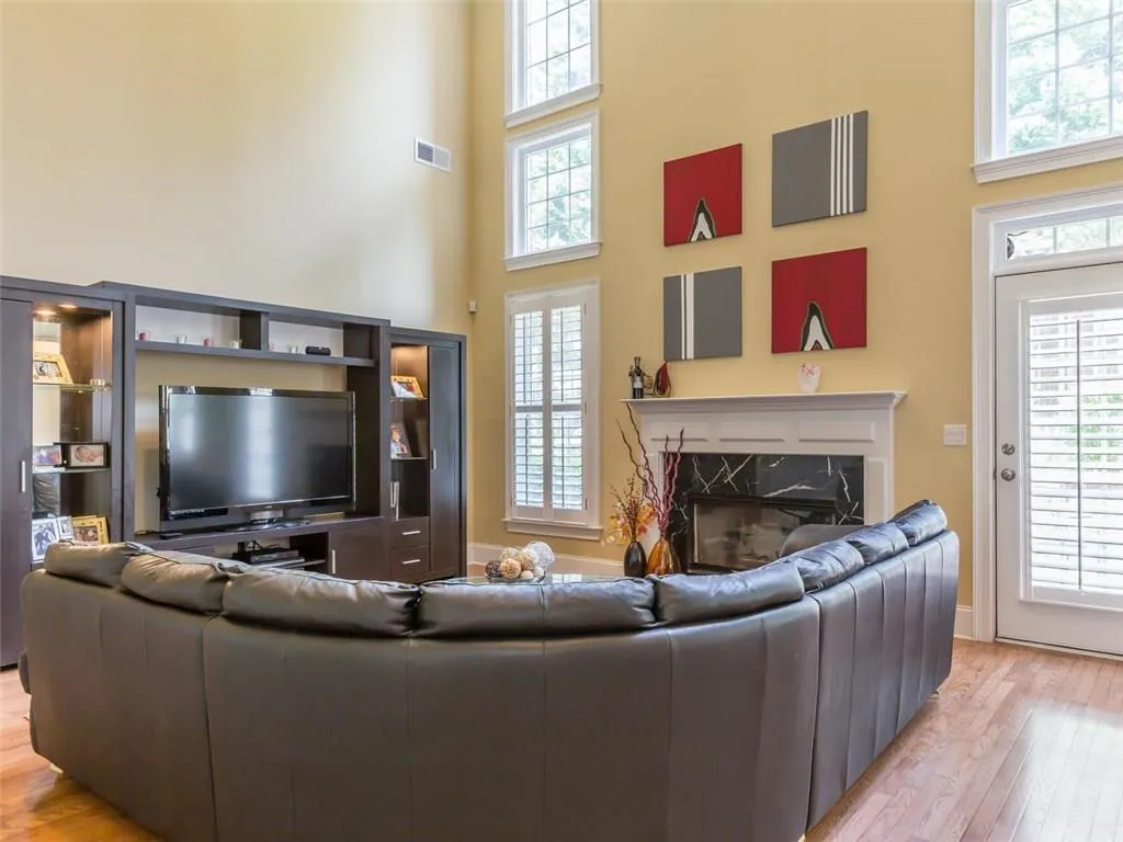 265 Wembley Circle, Sandy Springs, Georgia 30328, 4 Bedrooms Bedrooms, ,3 BathroomsBathrooms,Residential,Sold,265 Wembley Circle,5847738