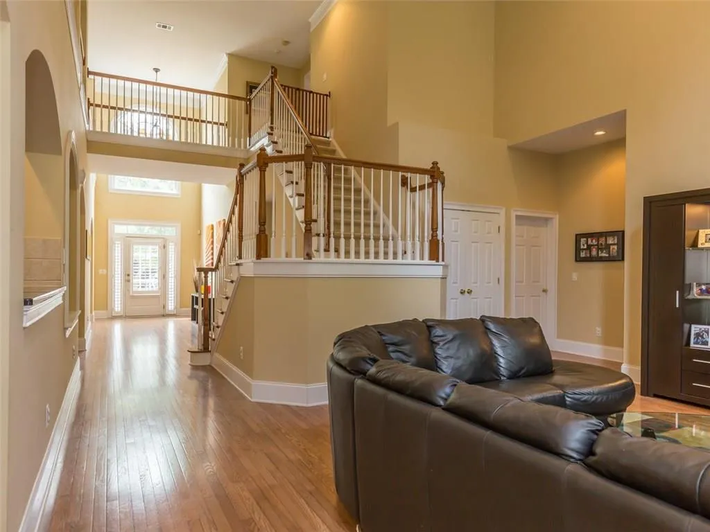 265 Wembley Circle, Sandy Springs, Georgia 30328, 4 Bedrooms Bedrooms, ,3 BathroomsBathrooms,Residential,Sold,265 Wembley Circle,5847738