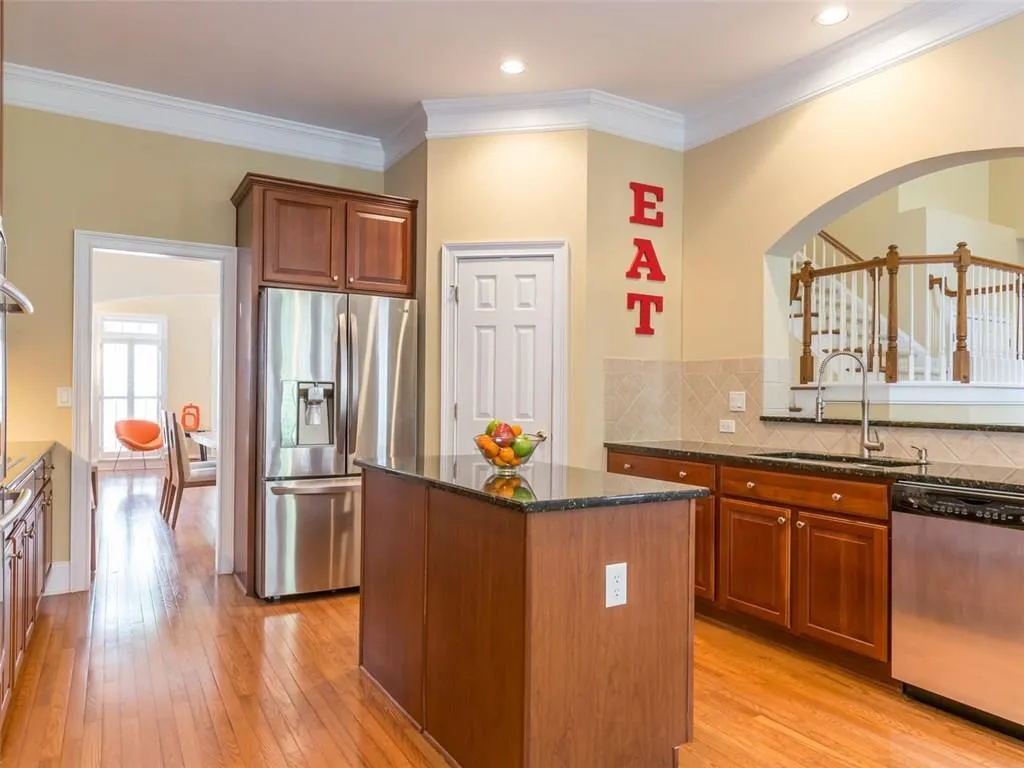 265 Wembley Circle, Sandy Springs, Georgia 30328, 4 Bedrooms Bedrooms, ,3 BathroomsBathrooms,Residential,Sold,265 Wembley Circle,5847738