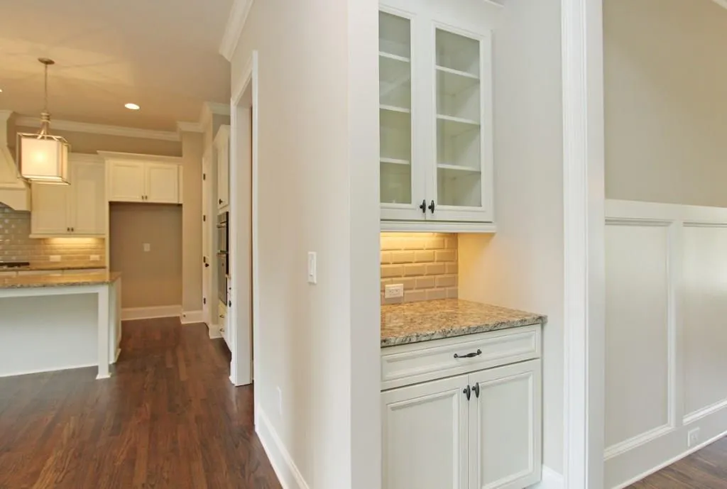 1000 Preswyck Way, Sandy Springs, Georgia 30328, 6 Bedrooms Bedrooms, ,5 BathroomsBathrooms,Residential,Sold,1000 Preswyck Way,5383287