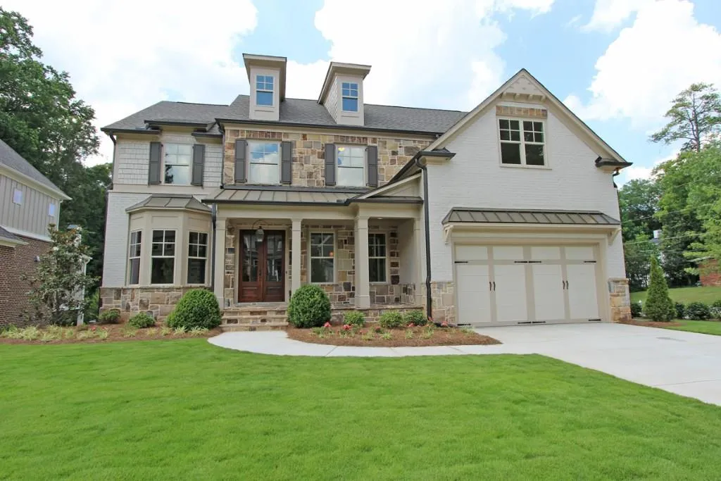 1000 Preswyck Way, Sandy Springs, Georgia 30328, 6 Bedrooms Bedrooms, ,5 BathroomsBathrooms,Residential,Sold,1000 Preswyck Way,5383287