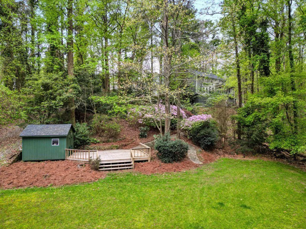 1553 Huntingdon Trail, Sandy Springs, Georgia 30350, 4 Bedrooms Bedrooms, ,3 BathroomsBathrooms,Residential,Sold,1553 Huntingdon Trail,7199258