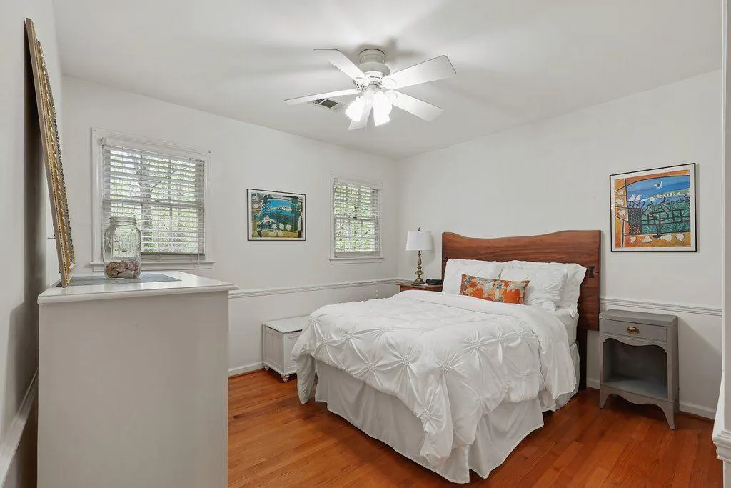 1553 Huntingdon Trail, Sandy Springs, Georgia 30350, 4 Bedrooms Bedrooms, ,3 BathroomsBathrooms,Residential,Sold,1553 Huntingdon Trail,7199258