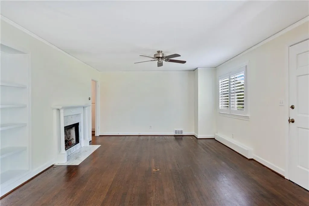 380 Meadowbrook Drive, Atlanta, Georgia 30342, 3 Bedrooms Bedrooms, ,2 BathroomsBathrooms,Residential,Sold,380 Meadowbrook Drive,6888387