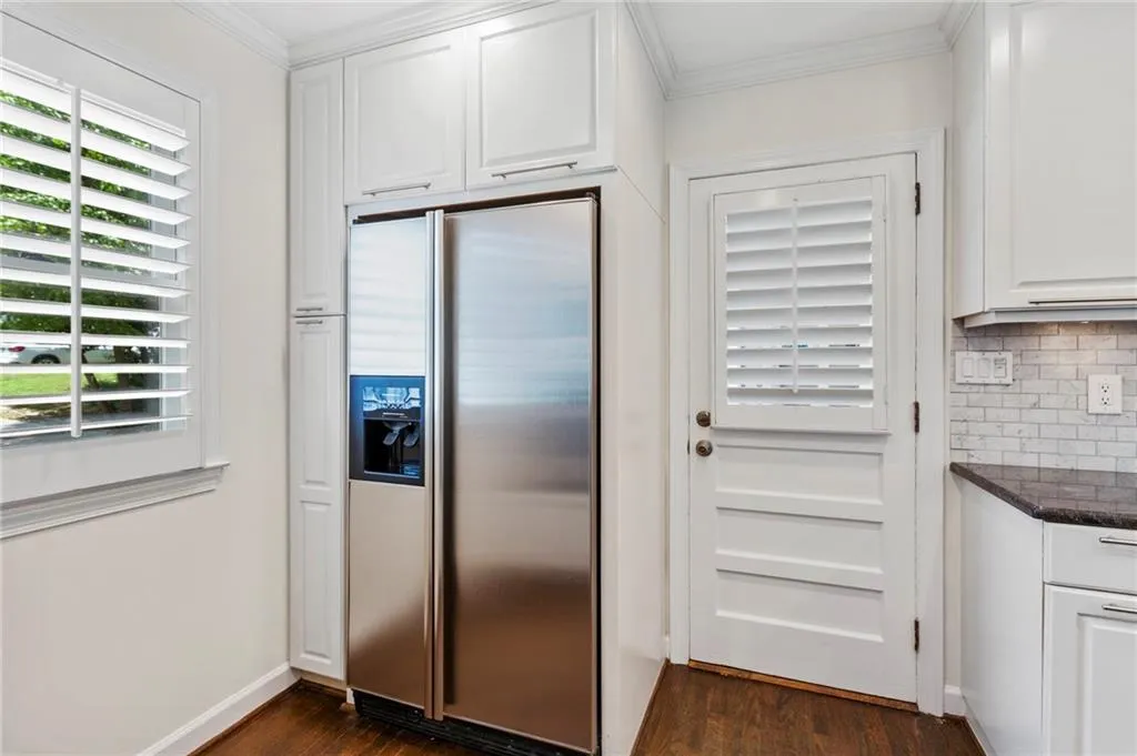 380 Meadowbrook Drive, Atlanta, Georgia 30342, 3 Bedrooms Bedrooms, ,2 BathroomsBathrooms,Residential,Sold,380 Meadowbrook Drive,6888387