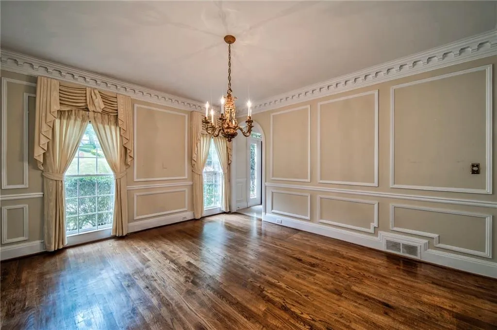 2035 Old Dominion Road, Sandy Springs, Georgia 30350, 5 Bedrooms Bedrooms, ,5 BathroomsBathrooms,Residential,Sold,2035 Old Dominion Road,7222929