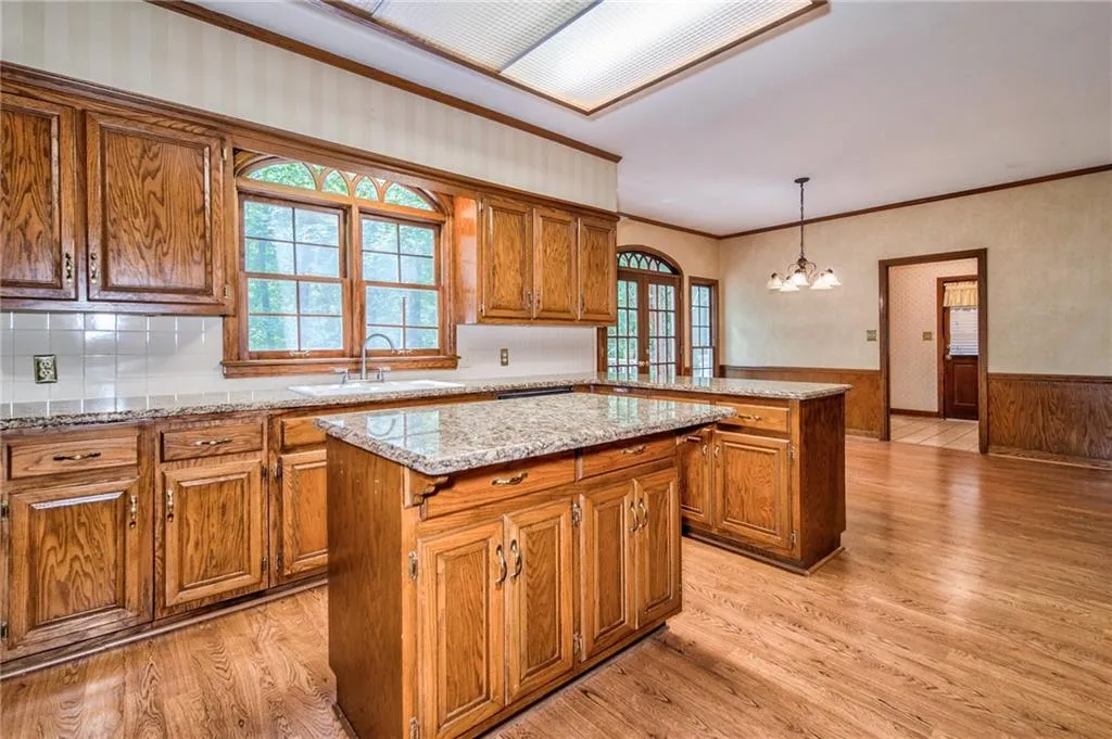 2035 Old Dominion Road, Sandy Springs, Georgia 30350, 5 Bedrooms Bedrooms, ,5 BathroomsBathrooms,Residential,Sold,2035 Old Dominion Road,7222929