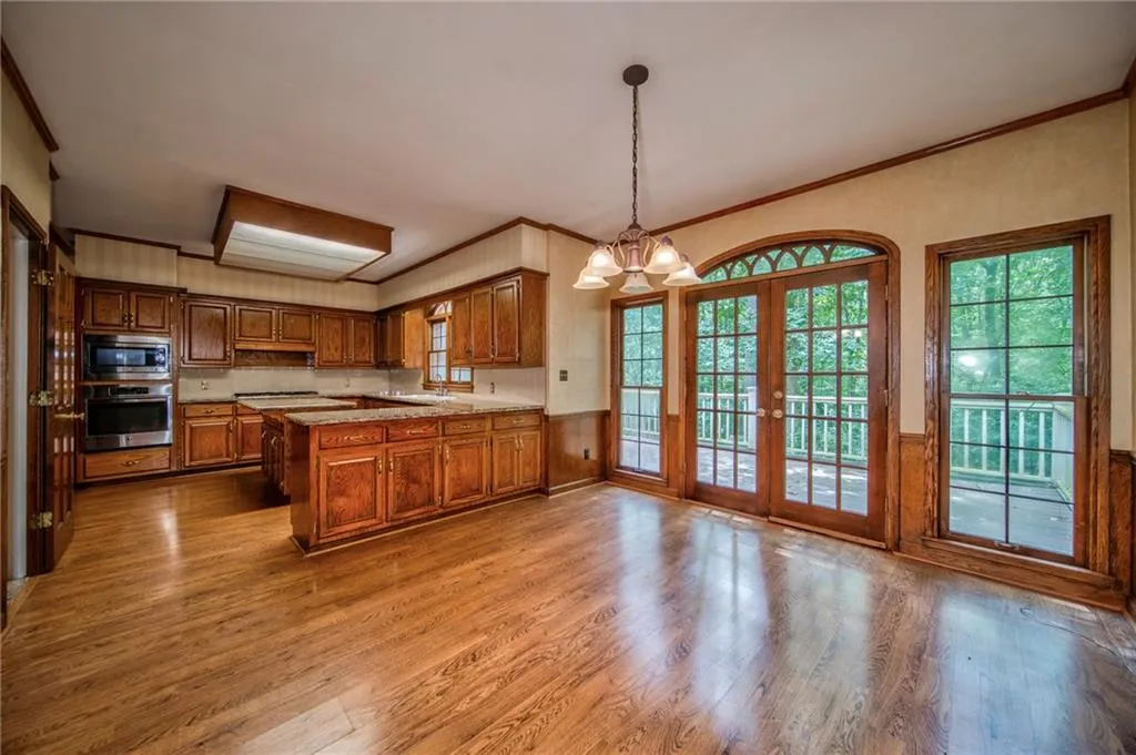 2035 Old Dominion Road, Sandy Springs, Georgia 30350, 5 Bedrooms Bedrooms, ,5 BathroomsBathrooms,Residential,Sold,2035 Old Dominion Road,7222929