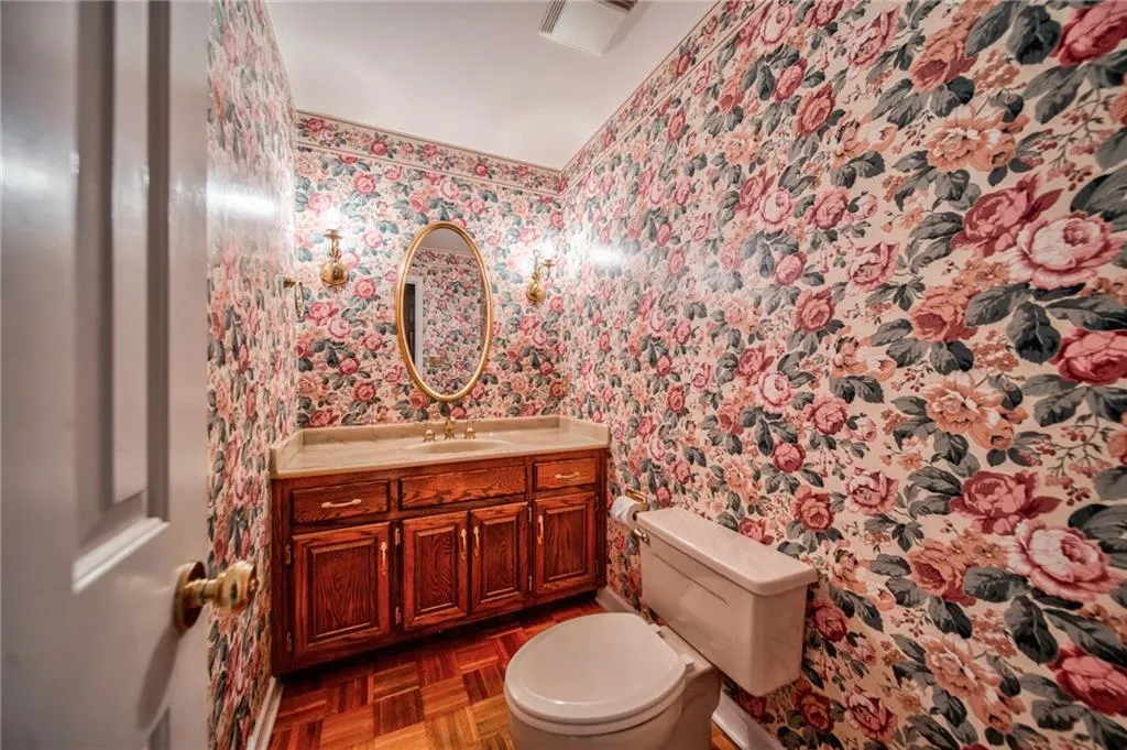 2035 Old Dominion Road, Sandy Springs, Georgia 30350, 5 Bedrooms Bedrooms, ,5 BathroomsBathrooms,Residential,Sold,2035 Old Dominion Road,7222929