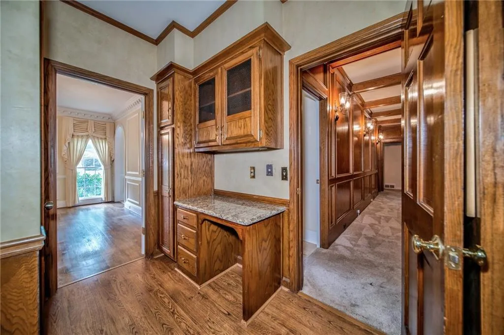 2035 Old Dominion Road, Sandy Springs, Georgia 30350, 5 Bedrooms Bedrooms, ,5 BathroomsBathrooms,Residential,Sold,2035 Old Dominion Road,7222929