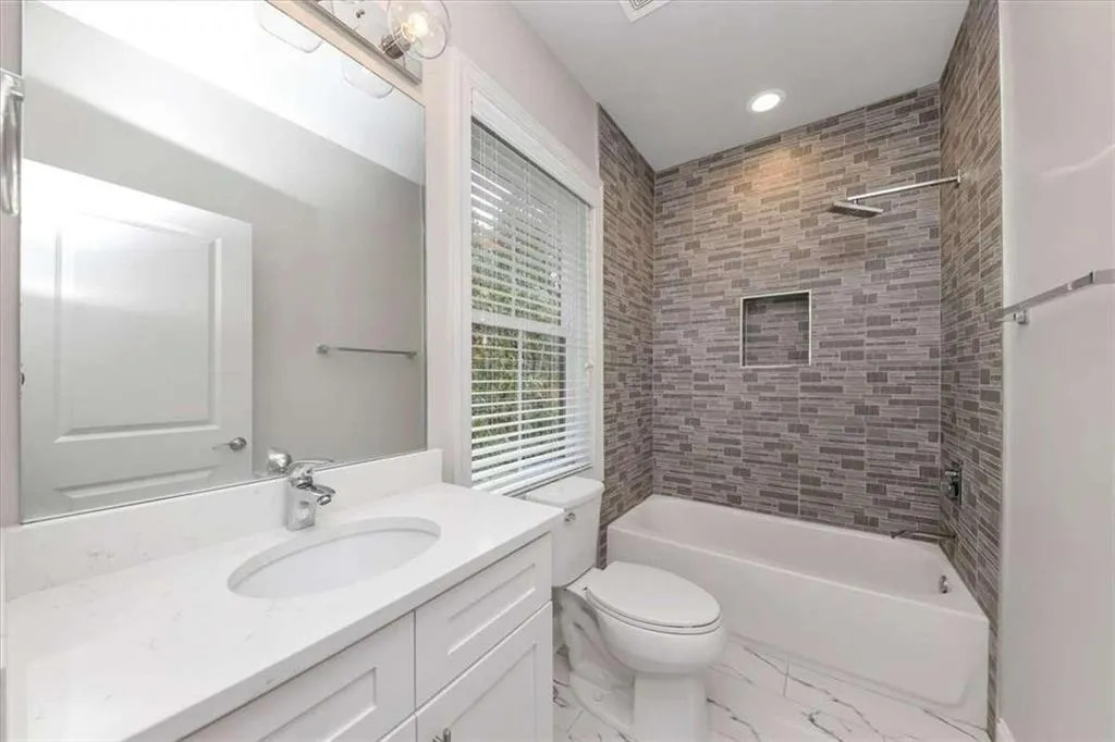 8017 Linfield Way, Sandy Springs, Georgia 30350, 3 Bedrooms Bedrooms, ,3 BathroomsBathrooms,Residential,Sold,8017 Linfield Way,7487112