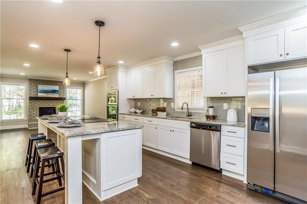 6410 Colewood Court, Atlanta, Georgia 30328, 4 Bedrooms Bedrooms, ,3 BathroomsBathrooms,Residential,Sold,6410 Colewood Court,5952599