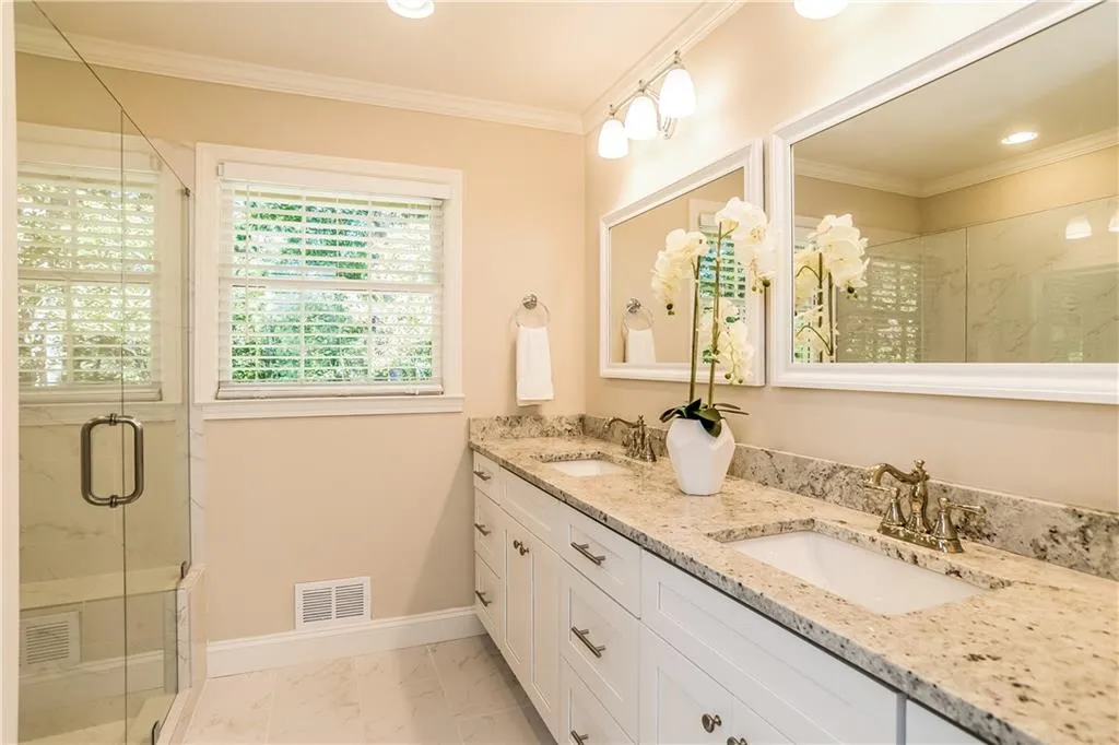 6410 Colewood Court, Atlanta, Georgia 30328, 4 Bedrooms Bedrooms, ,3 BathroomsBathrooms,Residential,Sold,6410 Colewood Court,5952599