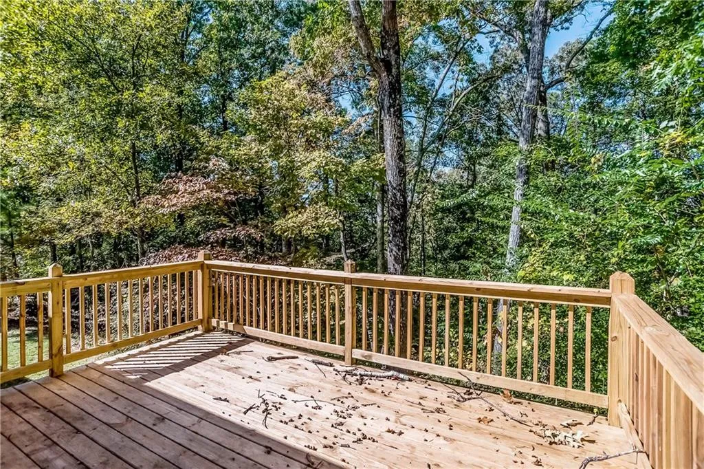 6410 Colewood Court, Atlanta, Georgia 30328, 4 Bedrooms Bedrooms, ,3 BathroomsBathrooms,Residential,Sold,6410 Colewood Court,5952599