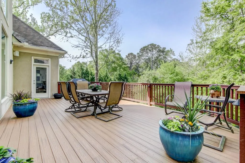 110 Dunwoody Creek Court, Sandy Springs, Georgia 30350, 5 Bedrooms Bedrooms, ,5 BathroomsBathrooms,Residential,Sold,110 Dunwoody Creek Court,6682366