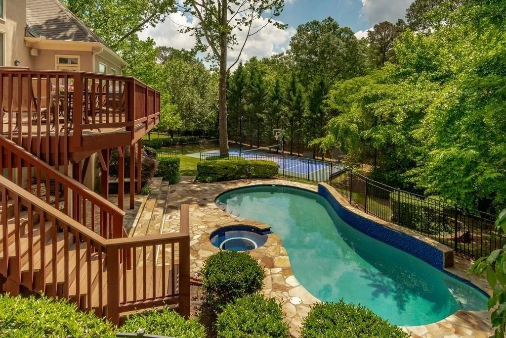 110 Dunwoody Creek Court, Sandy Springs, Georgia 30350, 5 Bedrooms Bedrooms, ,5 BathroomsBathrooms,Residential,Sold,110 Dunwoody Creek Court,6682366