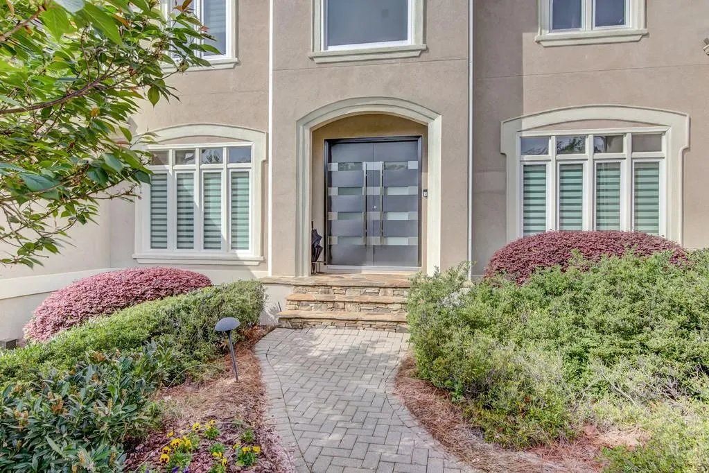 110 Dunwoody Creek Court, Sandy Springs, Georgia 30350, 5 Bedrooms Bedrooms, ,5 BathroomsBathrooms,Residential,Sold,110 Dunwoody Creek Court,6682366