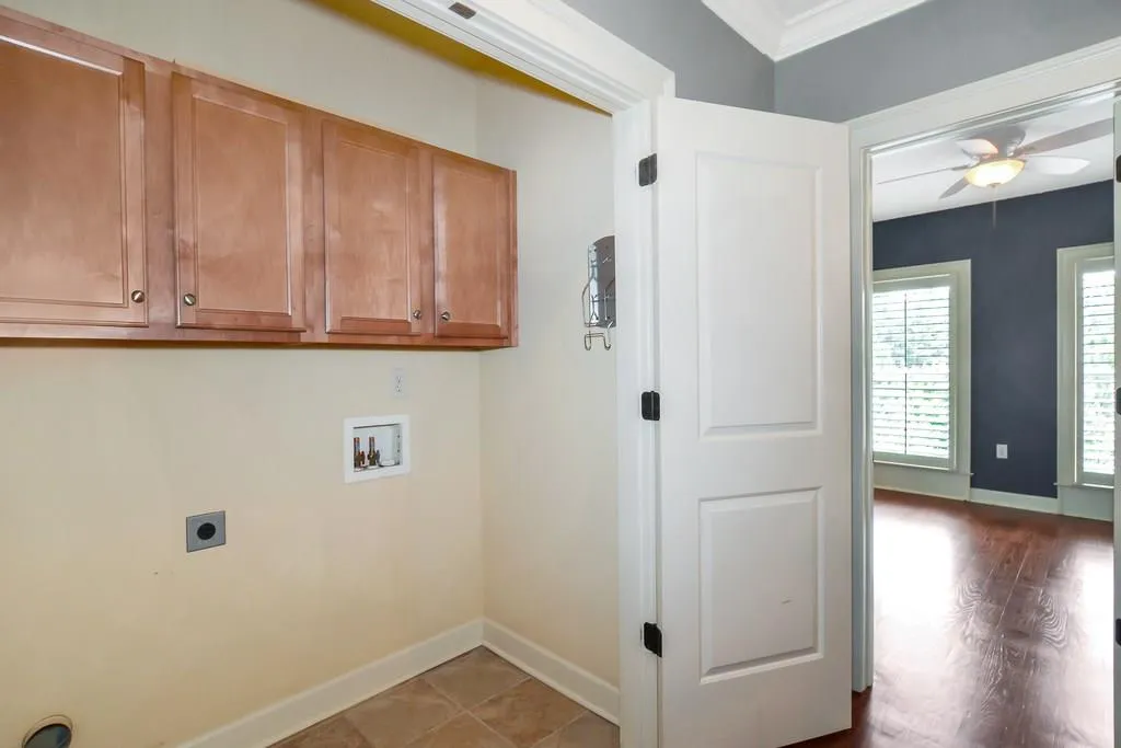815 Creekgarden Court, Atlanta, Georgia 30339, 4 Bedrooms Bedrooms, ,4 BathroomsBathrooms,Residential,Sold,815 Creekgarden Court,6023104