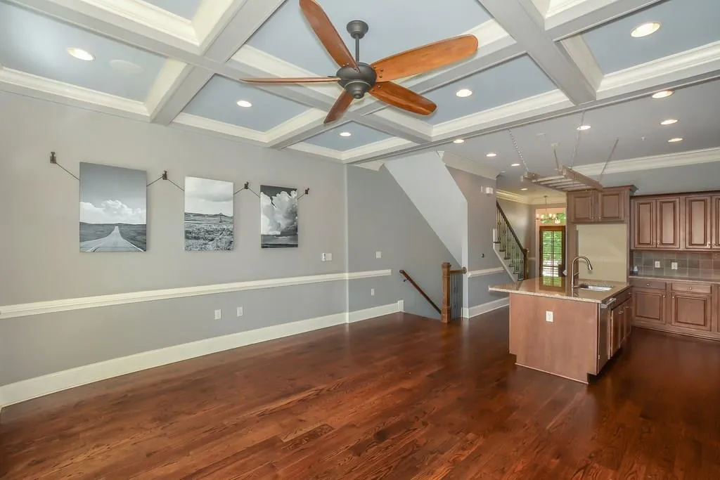 815 Creekgarden Court, Atlanta, Georgia 30339, 4 Bedrooms Bedrooms, ,4 BathroomsBathrooms,Residential,Sold,815 Creekgarden Court,6023104