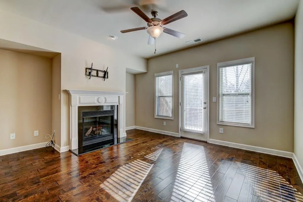 7475 Highland Bluff, Sandy Springs, Georgia 30328, 3 Bedrooms Bedrooms, ,3 BathroomsBathrooms,Residential,Sold,7475 Highland Bluff,6118938