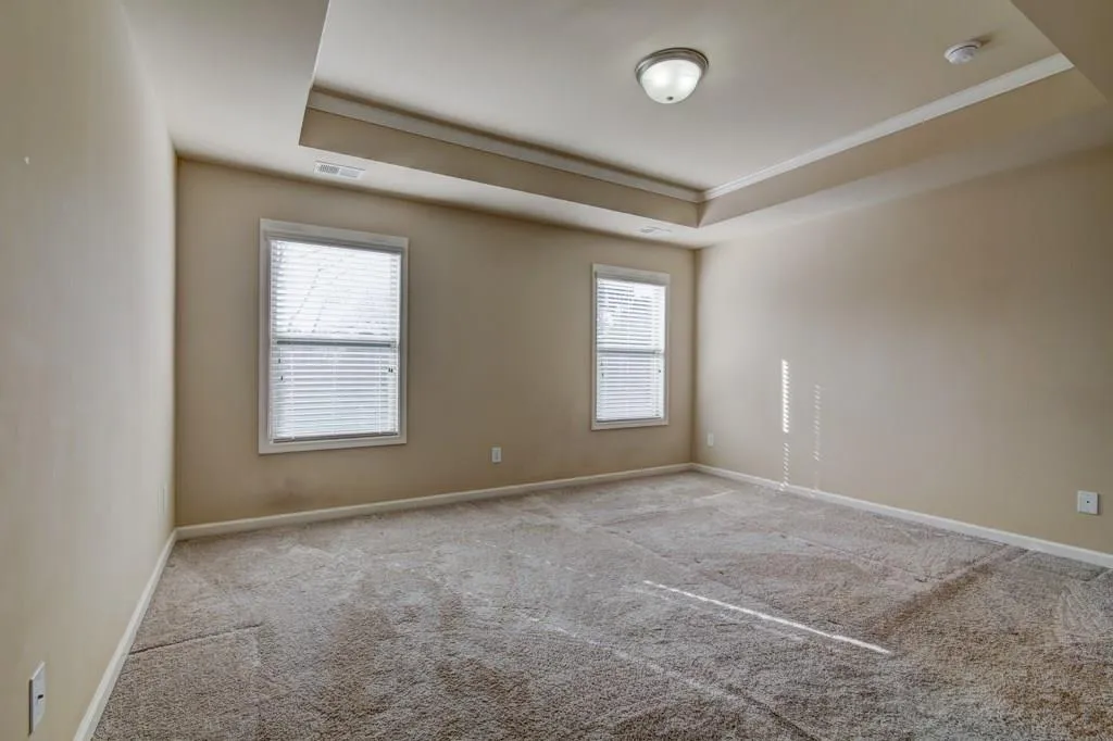 7475 Highland Bluff, Sandy Springs, Georgia 30328, 3 Bedrooms Bedrooms, ,3 BathroomsBathrooms,Residential,Sold,7475 Highland Bluff,6118938