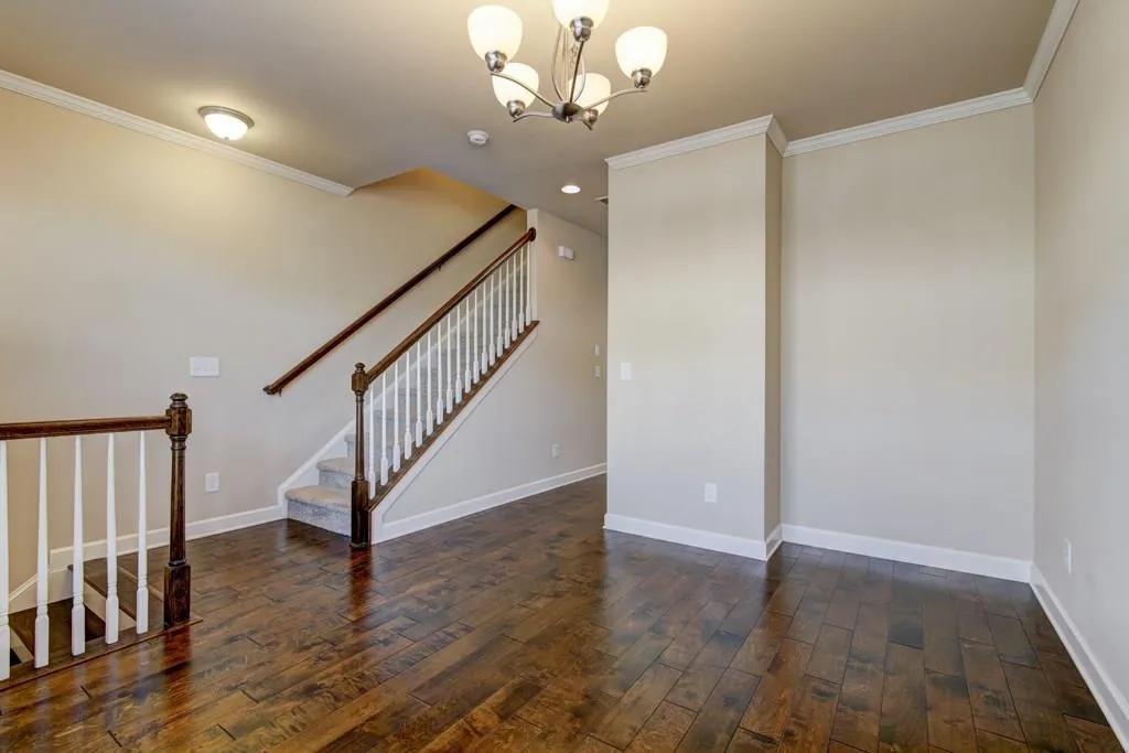 7475 Highland Bluff, Sandy Springs, Georgia 30328, 3 Bedrooms Bedrooms, ,3 BathroomsBathrooms,Residential,Sold,7475 Highland Bluff,6118938