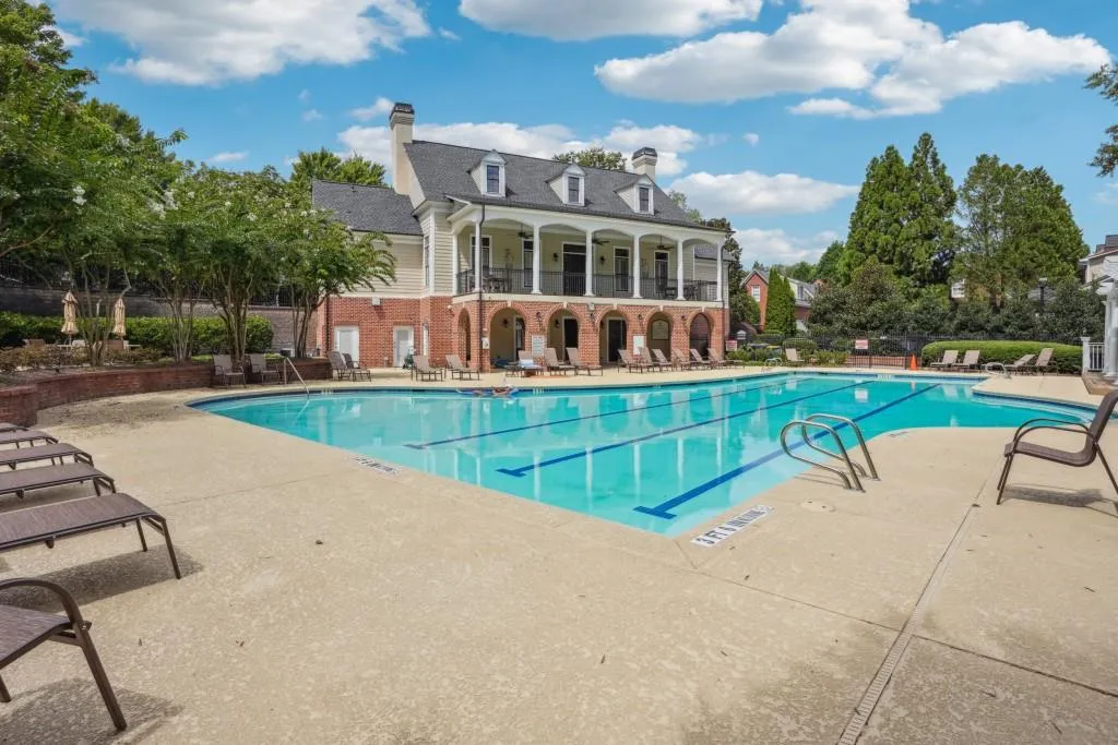 4805 Ivy Ridge Drive Unit 204, Atlanta, Georgia 30339, 2 Bedrooms Bedrooms, ,2 BathroomsBathrooms,Residential,For Sale,4805 Ivy Ridge Drive Unit 204,7633107