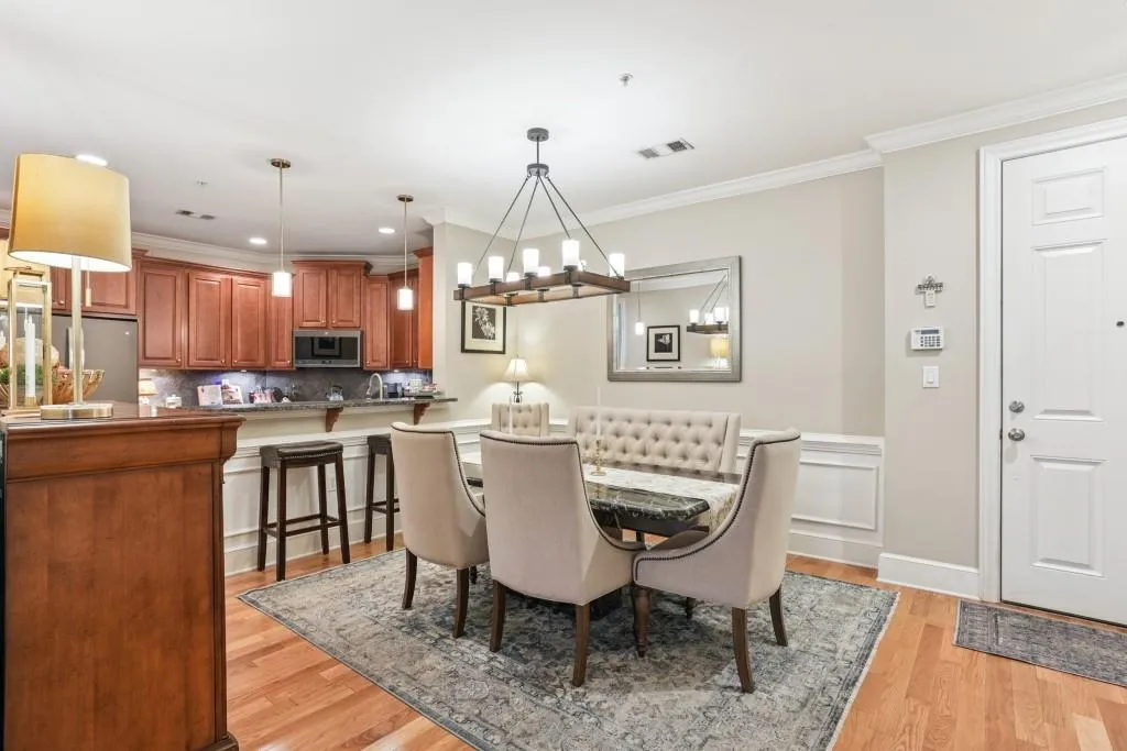 4805 Ivy Ridge Drive Unit 204, Atlanta, Georgia 30339, 2 Bedrooms Bedrooms, ,2 BathroomsBathrooms,Residential,For Sale,4805 Ivy Ridge Drive Unit 204,7633107
