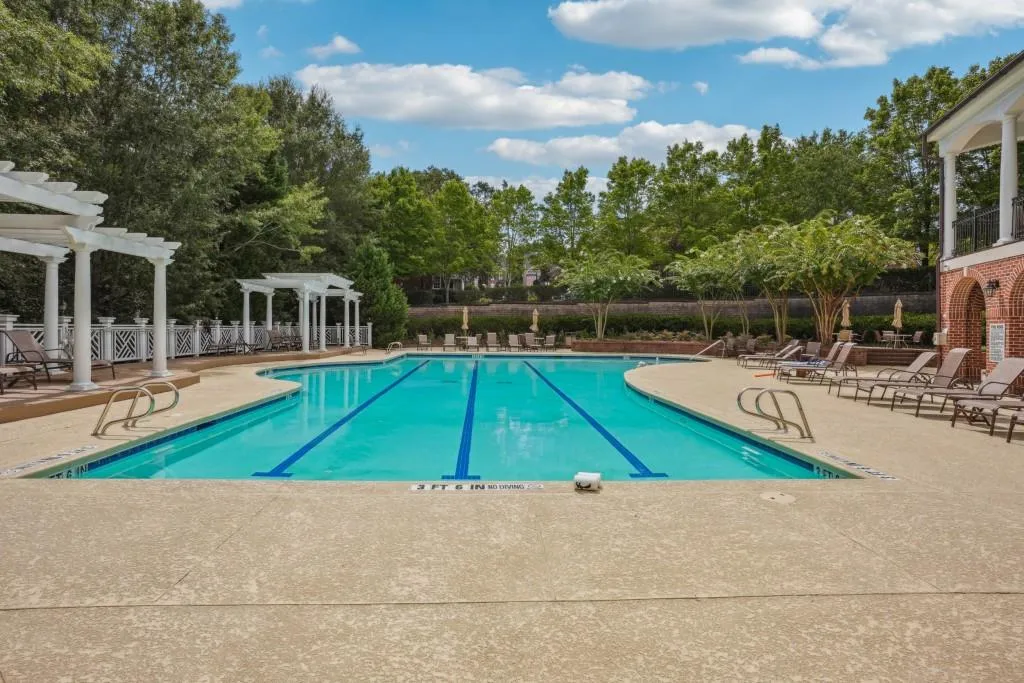 4805 Ivy Ridge Drive Unit 204, Atlanta, Georgia 30339, 2 Bedrooms Bedrooms, ,2 BathroomsBathrooms,Residential,For Sale,4805 Ivy Ridge Drive Unit 204,7633107
