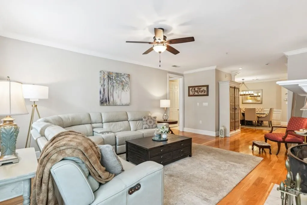 4805 Ivy Ridge Drive Unit 204, Atlanta, Georgia 30339, 2 Bedrooms Bedrooms, ,2 BathroomsBathrooms,Residential,For Sale,4805 Ivy Ridge Drive Unit 204,7633107
