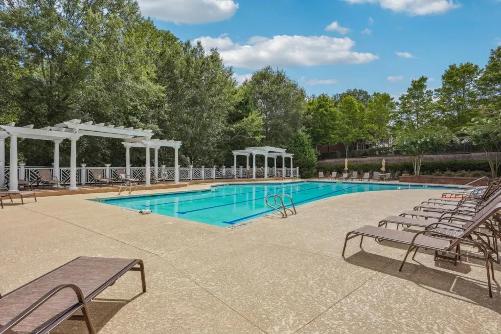 4805 Ivy Ridge Drive Unit 204, Atlanta, Georgia 30339, 2 Bedrooms Bedrooms, ,2 BathroomsBathrooms,Residential,For Sale,4805 Ivy Ridge Drive Unit 204,7633107