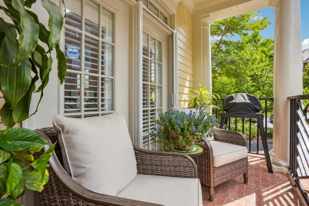 4805 Ivy Ridge Drive Unit 204, Atlanta, Georgia 30339, 2 Bedrooms Bedrooms, ,2 BathroomsBathrooms,Residential,For Sale,4805 Ivy Ridge Drive Unit 204,7633107