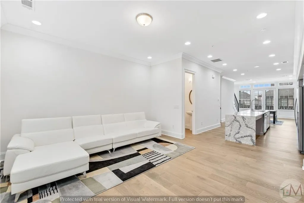 6661 Cadence Boulevard, Sandy Springs, Georgia 30328, 3 Bedrooms Bedrooms, ,3 BathroomsBathrooms,Residential,Sold,6661 Cadence Boulevard,6832547