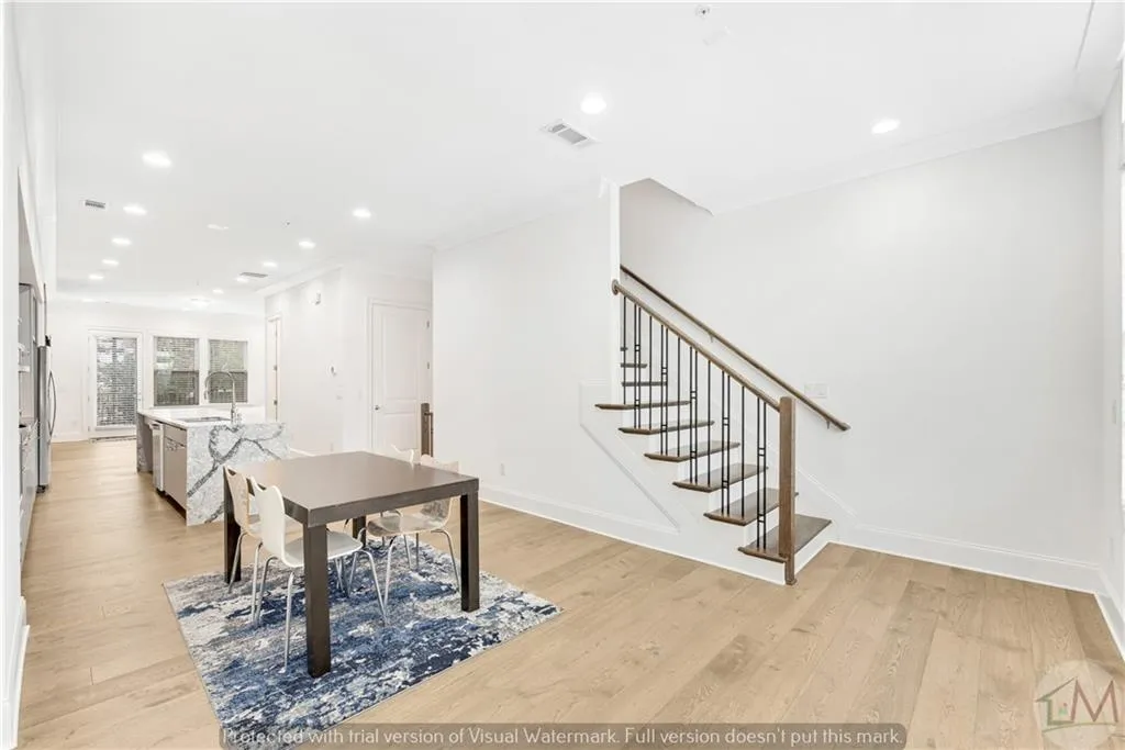 6661 Cadence Boulevard, Sandy Springs, Georgia 30328, 3 Bedrooms Bedrooms, ,3 BathroomsBathrooms,Residential,Sold,6661 Cadence Boulevard,6832547