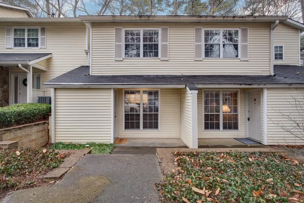 6822 Glenridge Drive Unit G, Sandy Springs, Georgia 30328, 1 Bedroom Bedrooms, ,1 BathroomBathrooms,Residential,Sold,6822 Glenridge Drive Unit G,6832875
