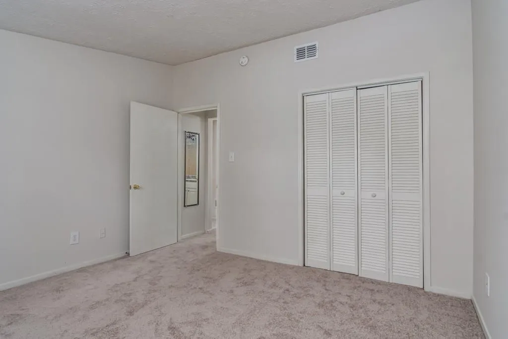 6822 Glenridge Drive Unit G, Sandy Springs, Georgia 30328, 1 Bedroom Bedrooms, ,1 BathroomBathrooms,Residential,Sold,6822 Glenridge Drive Unit G,6832875