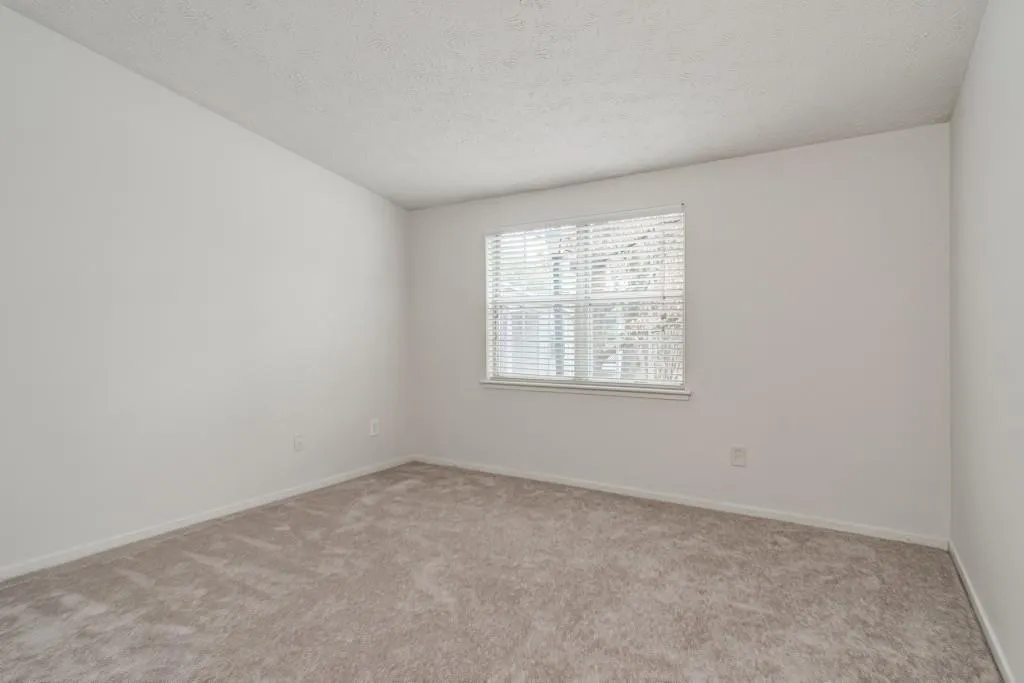 6822 Glenridge Drive Unit G, Sandy Springs, Georgia 30328, 1 Bedroom Bedrooms, ,1 BathroomBathrooms,Residential,Sold,6822 Glenridge Drive Unit G,6832875