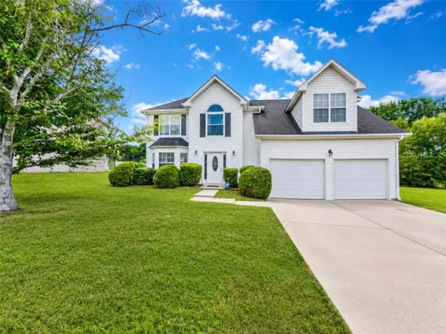 6049 Hitt Lake Trail, Stone Mountain, Georgia 30087