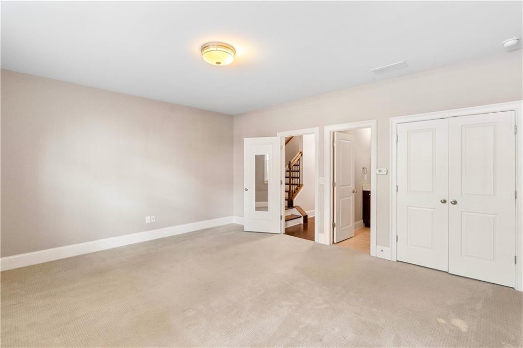 200 Alderwood Point, Sandy Springs, Georgia 30328, 3 Bedrooms Bedrooms, ,3 BathroomsBathrooms,Residential,Sold,200 Alderwood Point,7259424