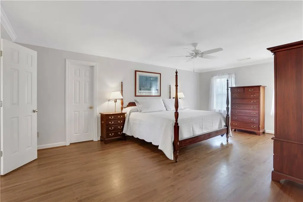 2405 Kimbrough Court, Sandy Springs, Georgia 30350, 4 Bedrooms Bedrooms, ,2 BathroomsBathrooms,Residential,For Sale,2405 Kimbrough Court,7708257