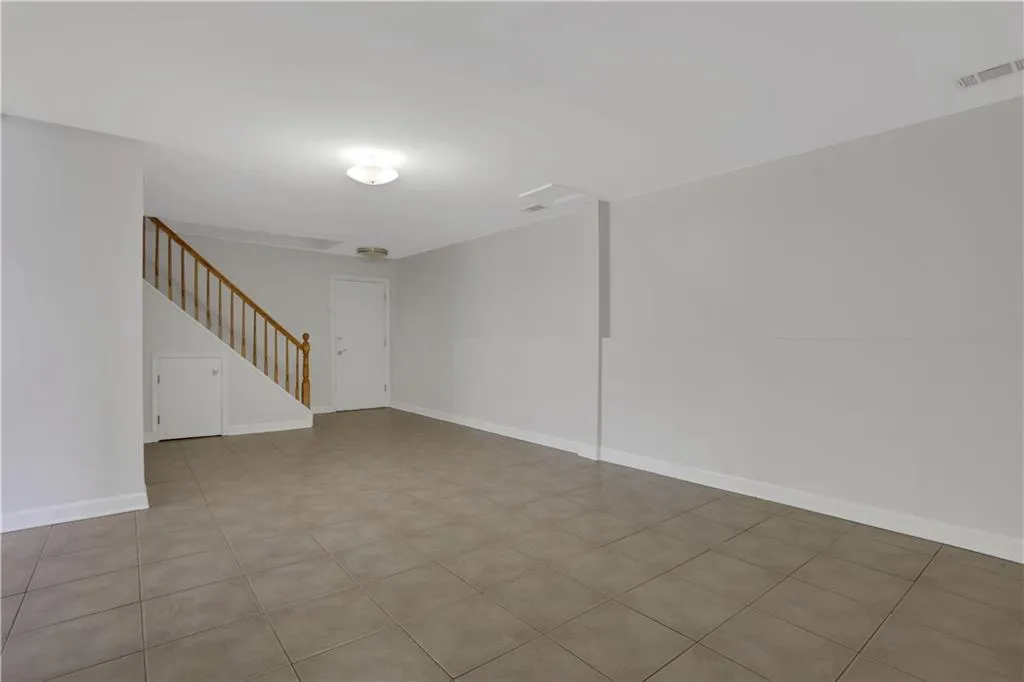 2405 Kimbrough Court, Sandy Springs, Georgia 30350, 4 Bedrooms Bedrooms, ,2 BathroomsBathrooms,Residential,For Sale,2405 Kimbrough Court,7708257