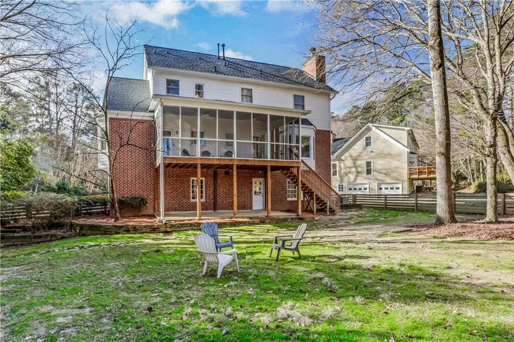 2405 Kimbrough Court, Sandy Springs, Georgia 30350, 4 Bedrooms Bedrooms, ,2 BathroomsBathrooms,Residential,For Sale,2405 Kimbrough Court,7708257