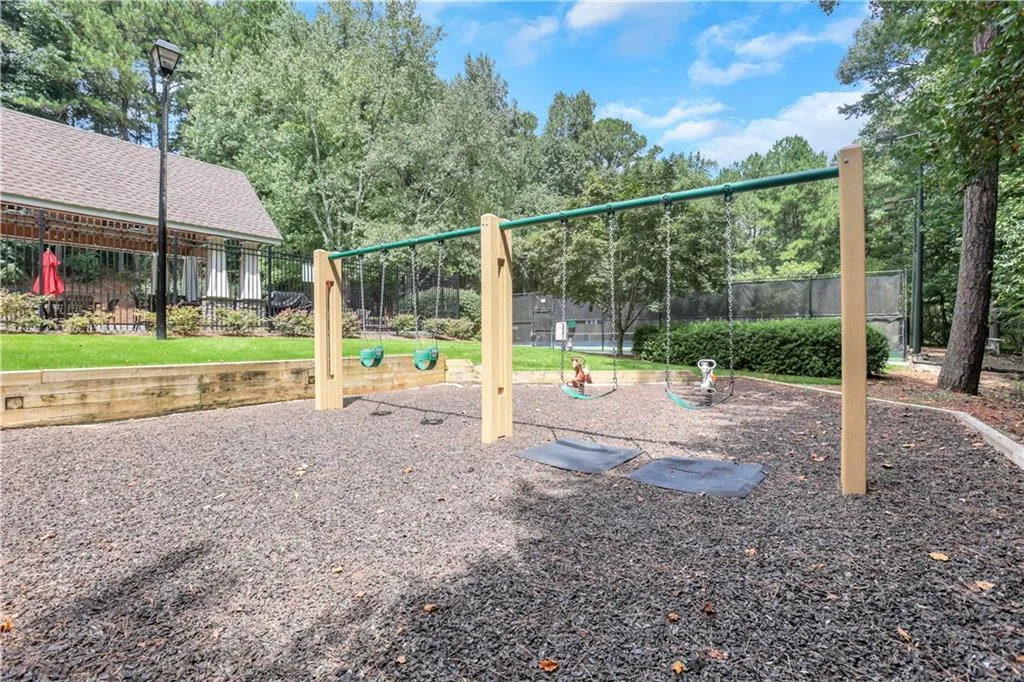 2405 Kimbrough Court, Sandy Springs, Georgia 30350, 4 Bedrooms Bedrooms, ,2 BathroomsBathrooms,Residential,For Sale,2405 Kimbrough Court,7708257
