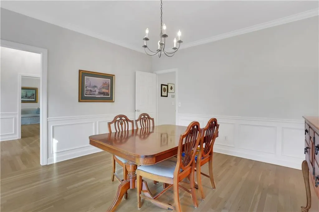 2405 Kimbrough Court, Sandy Springs, Georgia 30350, 4 Bedrooms Bedrooms, ,2 BathroomsBathrooms,Residential,For Sale,2405 Kimbrough Court,7708257