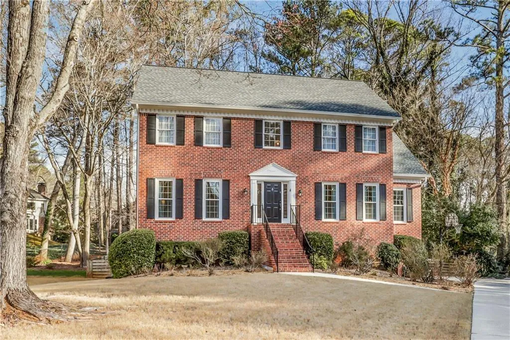 2405 Kimbrough Court, Sandy Springs, Georgia 30350, 4 Bedrooms Bedrooms, ,2 BathroomsBathrooms,Residential,For Sale,2405 Kimbrough Court,7708257