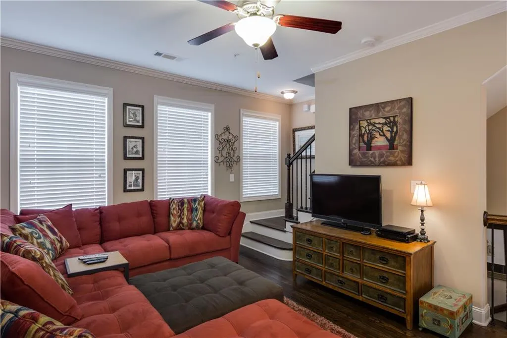 271 Goodson Way Nw, Atlanta, Georgia 30309, 2 Bedrooms Bedrooms, ,2 BathroomsBathrooms,Residential,Sold,271 Goodson Way Nw,5755317