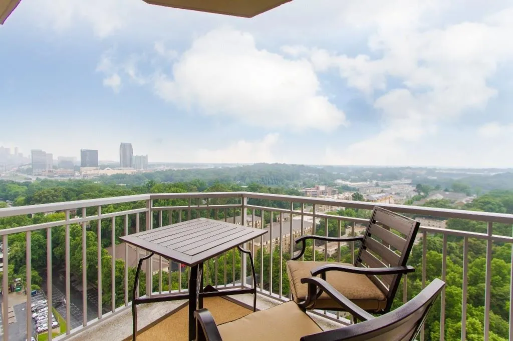 1820 Peachtree Road Unit 1714, Atlanta, Georgia 30309, 3 Bedrooms Bedrooms, ,3 BathroomsBathrooms,Residential,Sold,1820 Peachtree Road Unit 1714,5564559