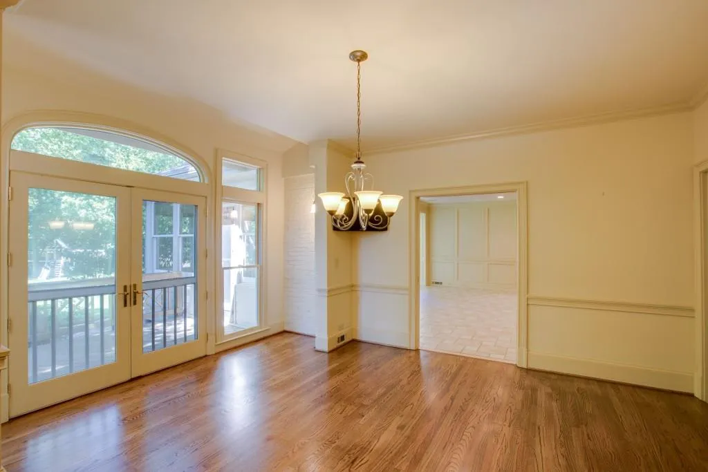1550 Misty Oaks Drive, Atlanta, Georgia 30350, 6 Bedrooms Bedrooms, ,5 BathroomsBathrooms,Residential,Sold,1550 Misty Oaks Drive,5846354